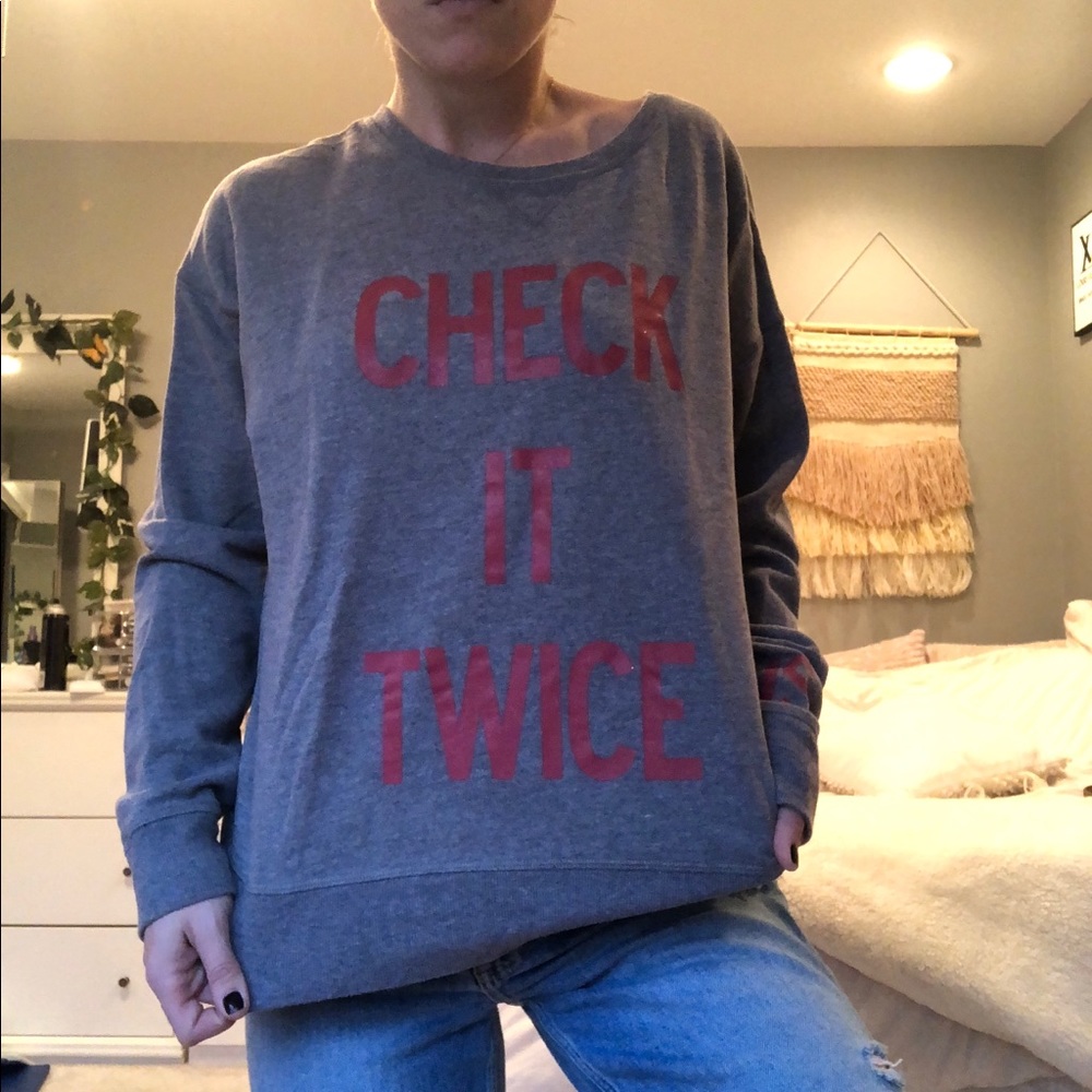 VS Crew Neck Santa Sweater